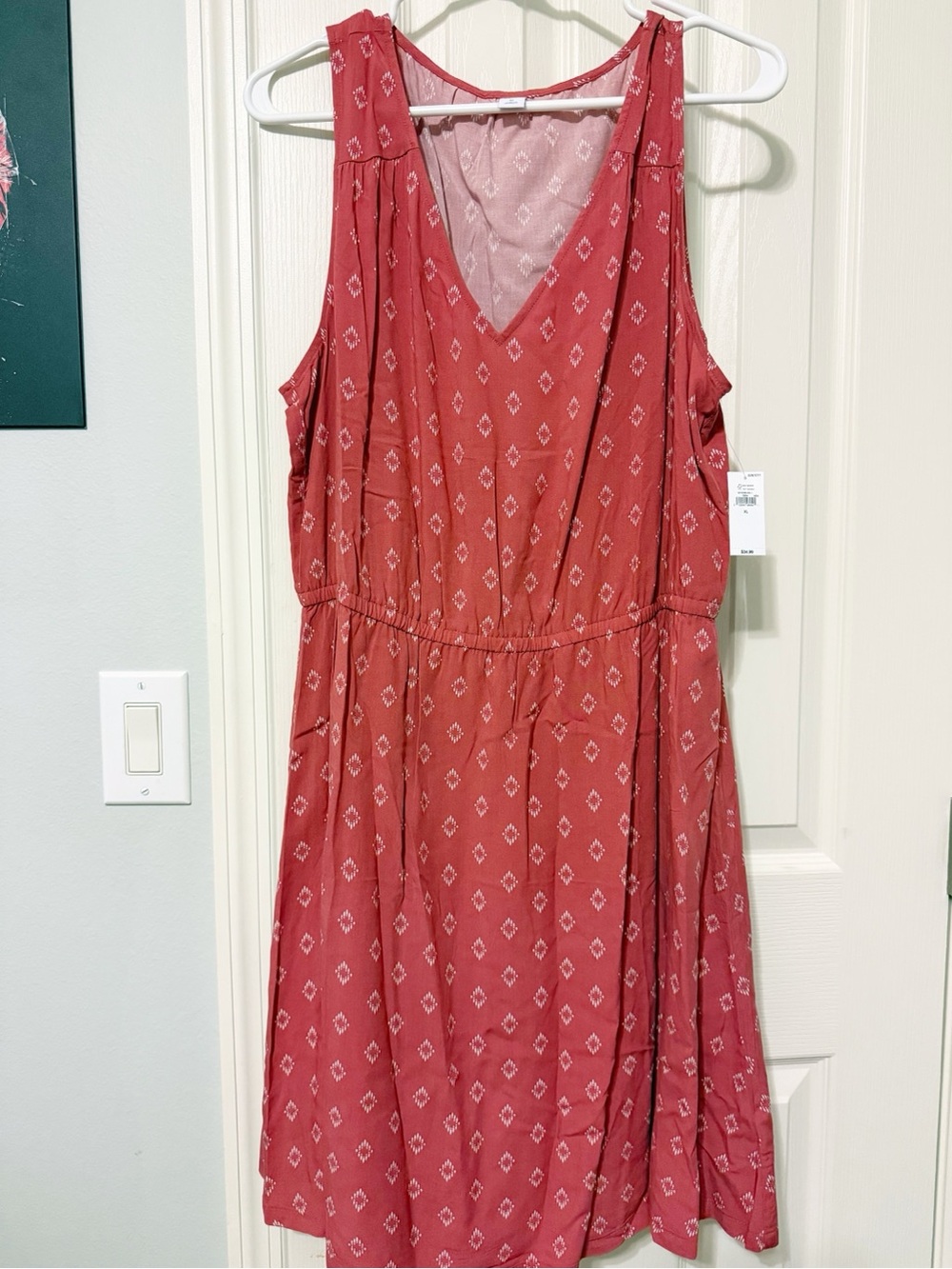 Old Navy Coral Printed Sleeveless V-Neck Dress